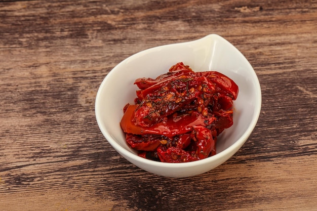 Dried tomato with olive oil