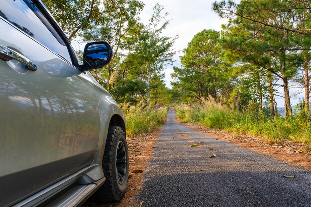 Photo driving car on road in thailand