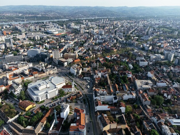 Drone luchtfoto van de stad Novi Sad, Servië