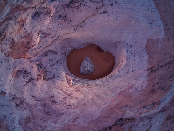 Photo drone  shot of rock
