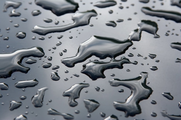 Drops of water reflected on the surface
