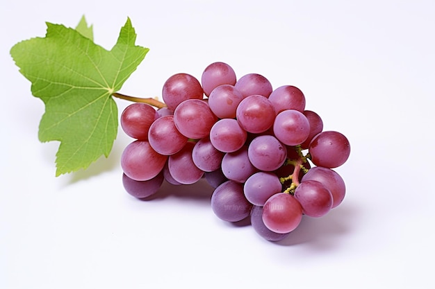 Druiven druiven slice geïsoleerd op een witte achtergrond fruit voor hoog vitamine c en gezondheidtypremium