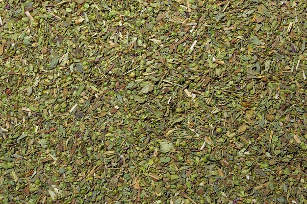 Foto mix di erbe aromatiche secche e spezie saporite