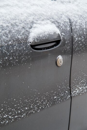 acid rain damage on cars