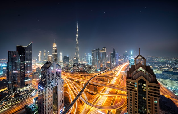 Dubai Skyline in de nacht