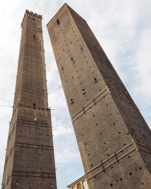 Due torri (twee torens) in bologna