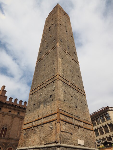 Due torri (Two towers) in Bologna