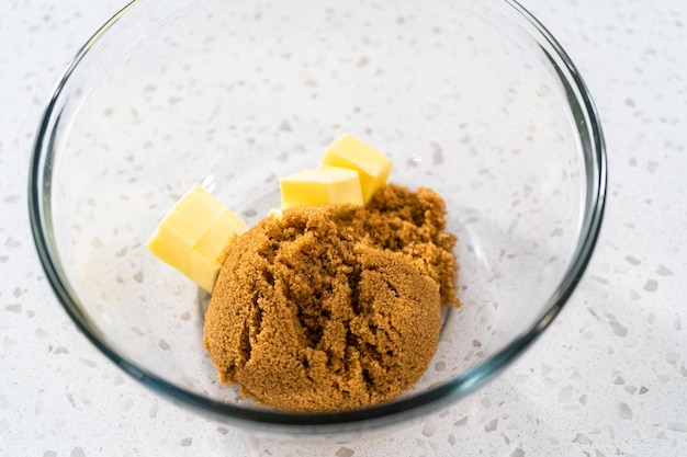 Dulce de leche cupcakes