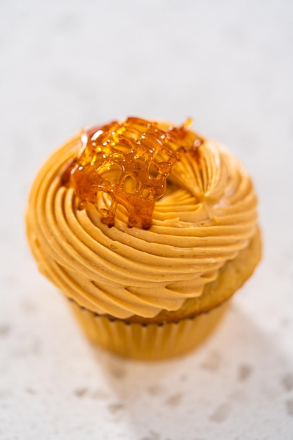 Dulce de leche cupcakes