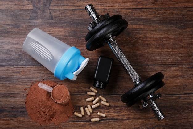 Dumbells and food supplements