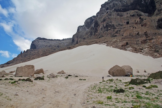 인도양 해안의 모래 언덕 Socotra 섬 예멘