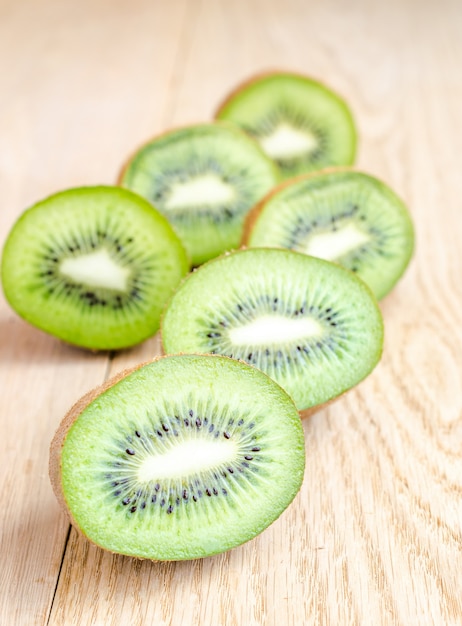 Foto dwarsdoorsnede kiwi's