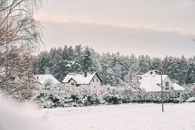 자코파네 폴란드 유럽(Zakopane Poland Europe)의 환상적인 설산 전망을 감상할 수 있는 멋진 집 조각