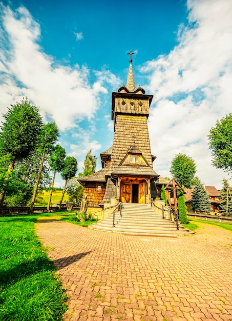 Dzianisz Church pw Matki Boskiej Czestochowskiej