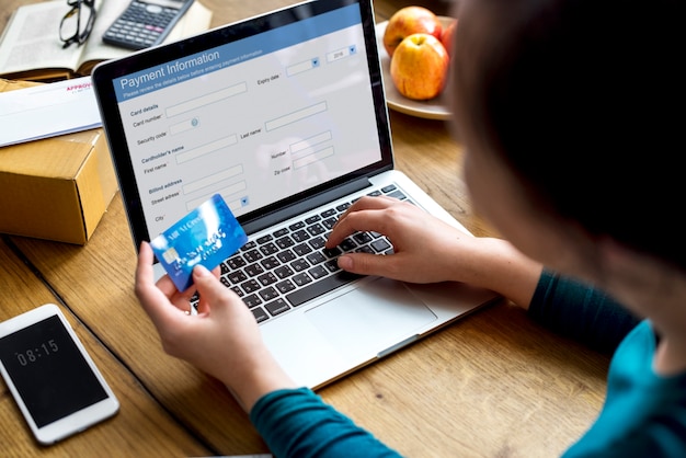 E-banking pagamento sito web connessione finanziaria