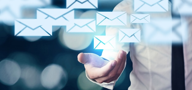 E-mailconcept op onscherpe achtergrond