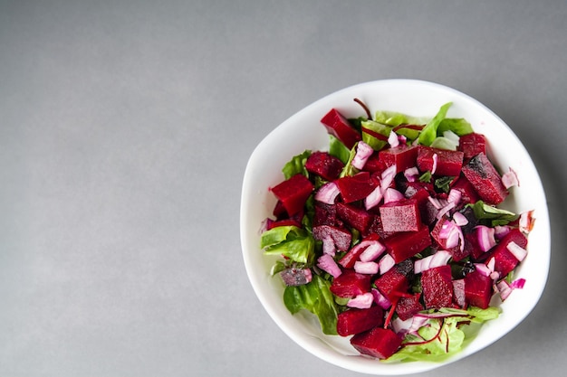 Photo earthy beet salad adorned with vibrant green leaves