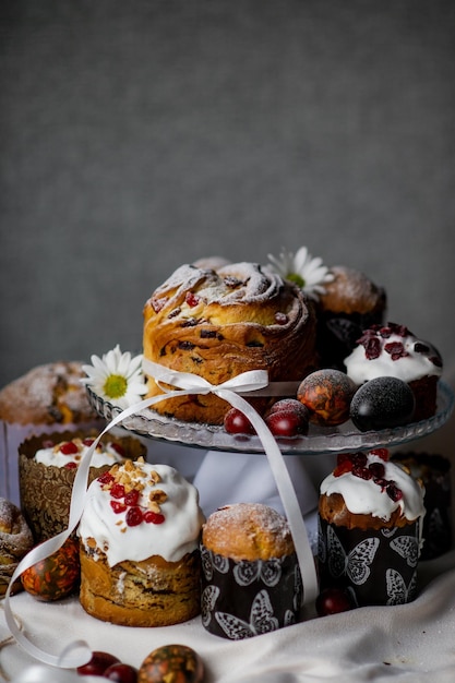 Easter cakes and red eggs