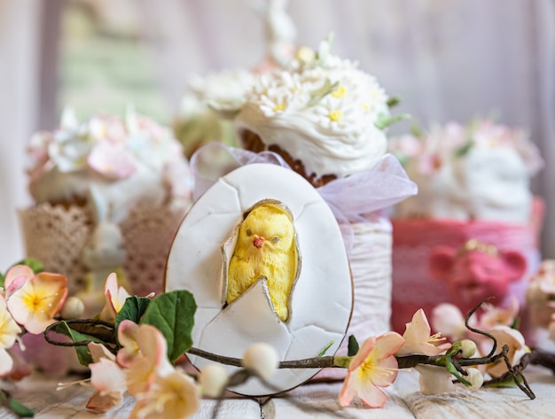 Photo easter composition with orthodox sweet breads or kulich traditional orthodox cake holiday concept