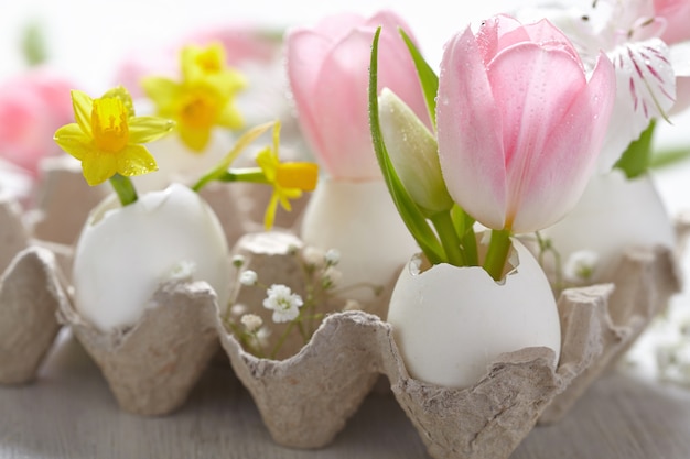 Easter decoration with flowers