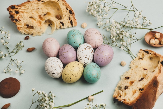 Easter frame with eggs.