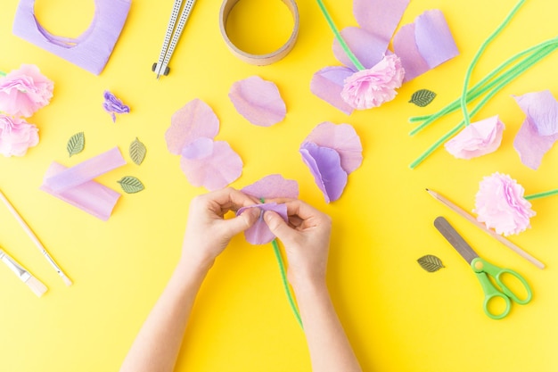 子供の花、母の日、手、お誕生日おめでとう、高品質の写真を使った簡単なペーパー クラフト