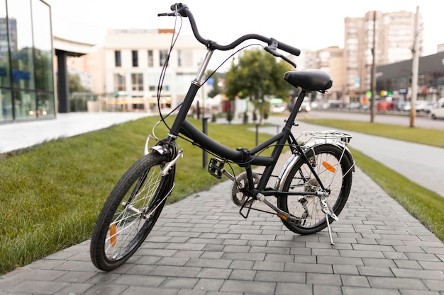 写真 市内で使いやすい折りたたみ自転車