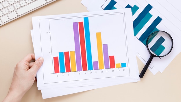 Photo economy chart on table