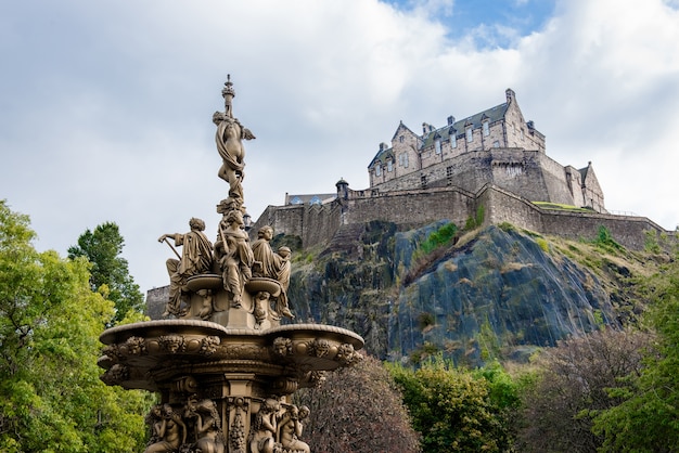 Castello di edimburgo, scozia