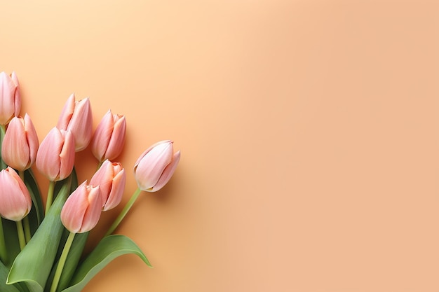 Een bos roze tulpen op een gele achtergrond