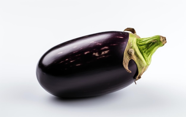 Een close-up paarse aubergine geïsoleerd op een witte achtergrond verse groenten ai gegenereerd