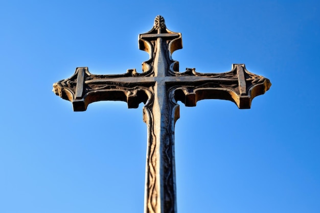 een close-up van een kruis