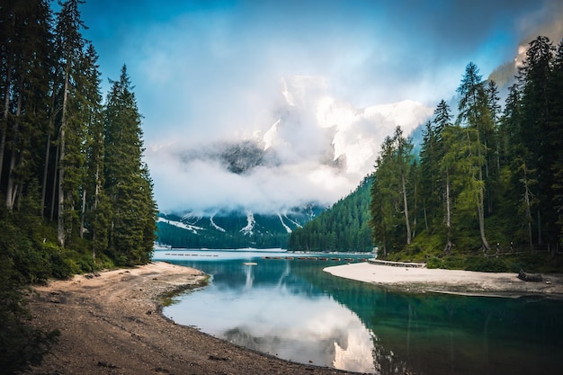 Een fantastisch uitzicht op het meer van Braies