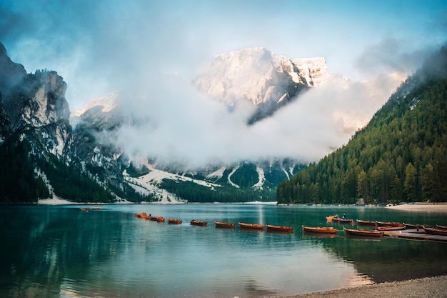 Een fantastisch uitzicht op het meer van Braies