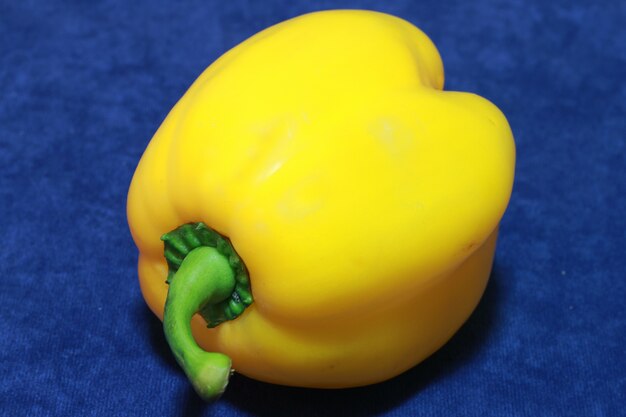 een gele paprika