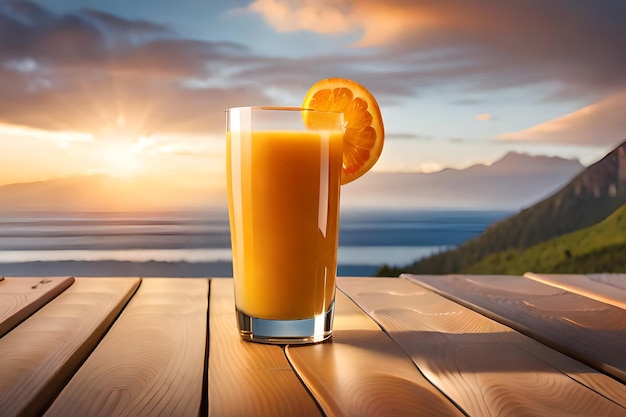 Een glas jus d'orange op een houten tafel met een zonsondergang op de achtergrond.