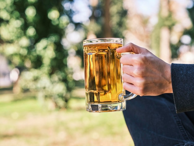 Een glas koud bier