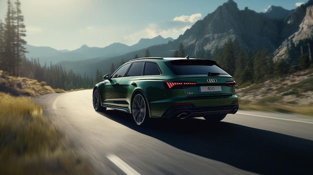 Een groene Audi Q7 op de weg