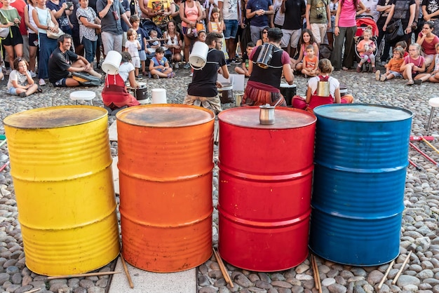 Foto een groep mensen op een traditioneel festival