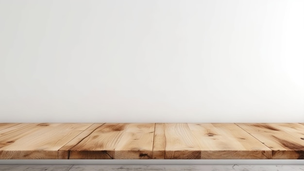Een houten tafel met een witte achtergrond en een grijze muur.