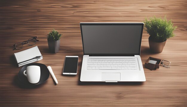 een laptop en een kop koffie zitten op een houten tafel