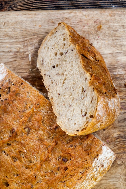 Foto een licht gekleurd brood