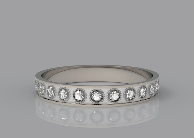 een luxe diamanten ring met reflectie op grijze achtergrond.