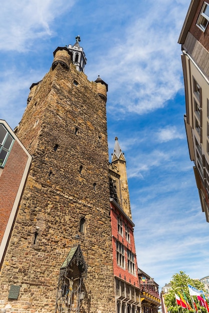 Een mening van de oude Granus-toren in Aken Duitsland. Buiten genomen met een 5D mark III.