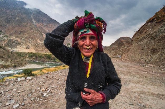 Een Nepalese moeder in Karnali Mugu Nepal