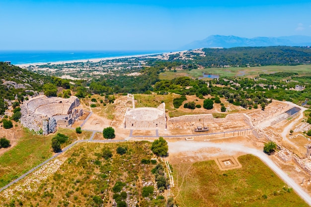 Een panoramische luchtbeeld van de oude stad Patara in Turkije