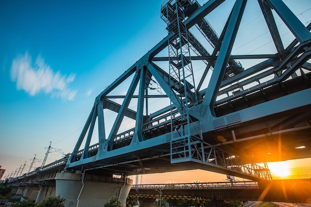 Een prachtig hogesnelheidsspoorviaduct