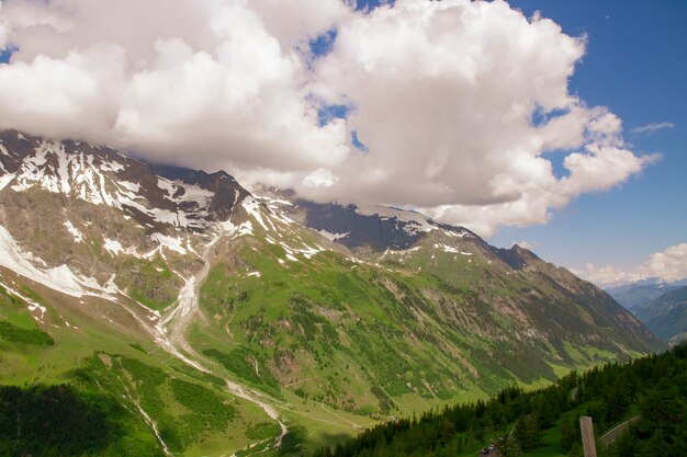 Een prachtig landschap van de bergen