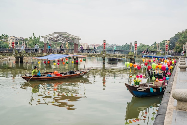 Een prachtig panoramisch uitzicht over hoi an stad vietnam