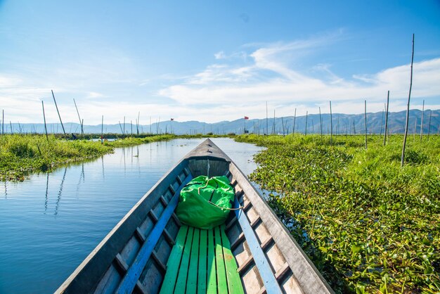 Een prachtig panoramisch uitzicht over Inle Lake Myanmar